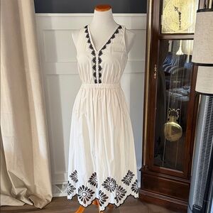 Universal Thread White Midi Dress with Black Embroidery